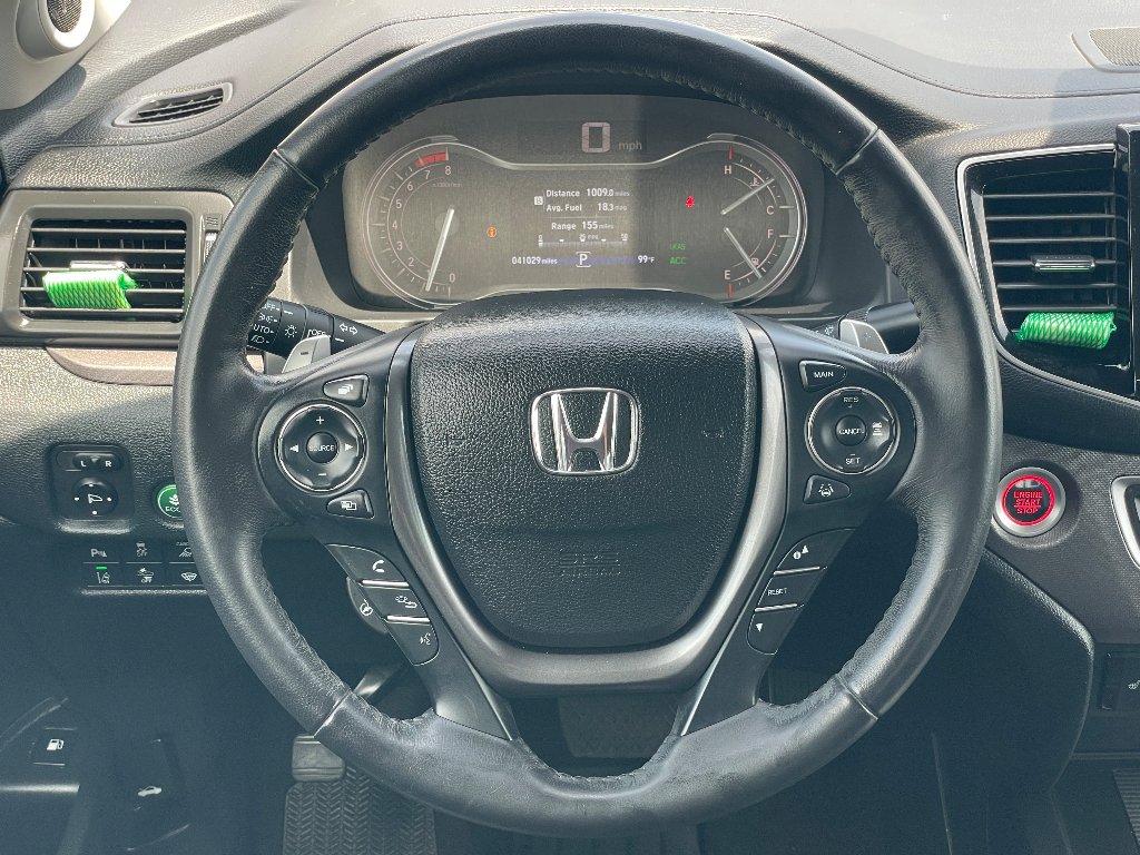 Used 2023 Platinum White Pearl Honda RTL-E image 5