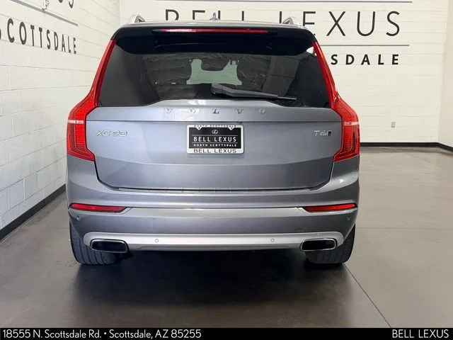 Used 2018 Gray Volvo T6 Momentum image 5
