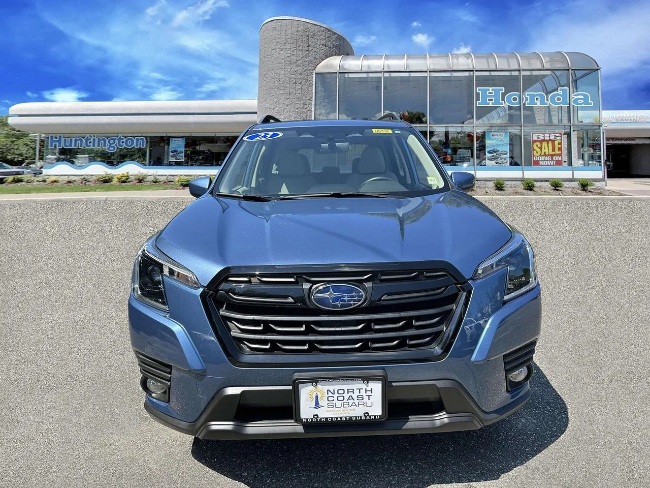 Used 2023 Horizon Blue Pearl Subaru Premium image 8