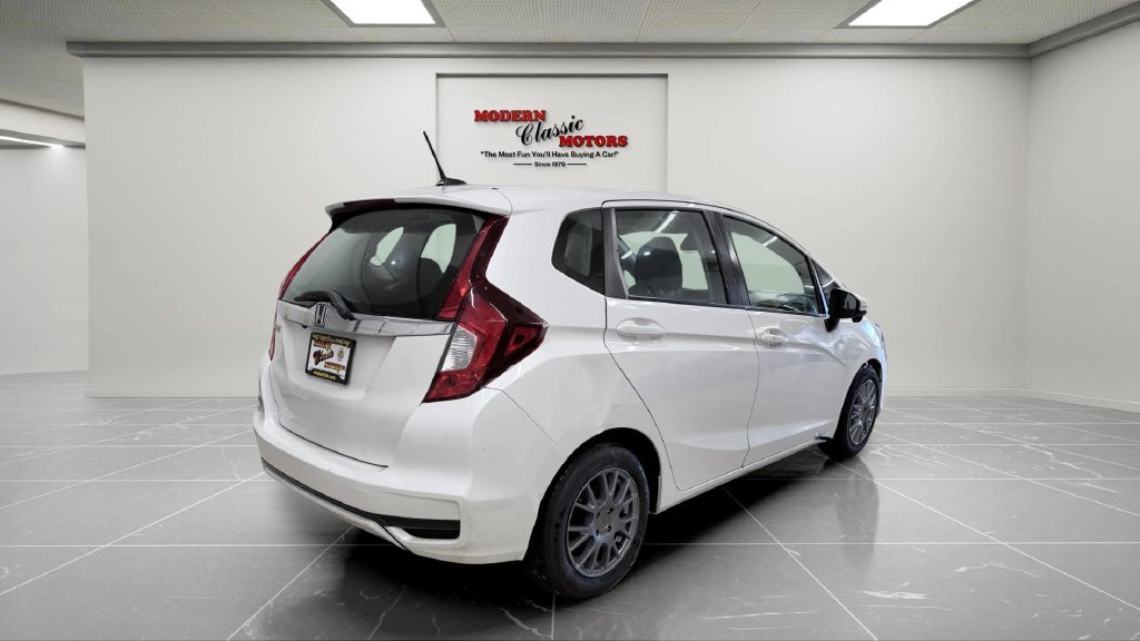 Used 2019 White Honda EX image 7