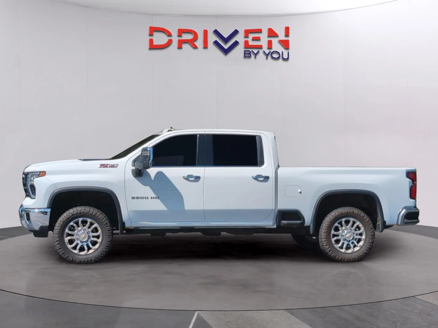 Used 2024 Summit White Chevrolet LTZ image 2