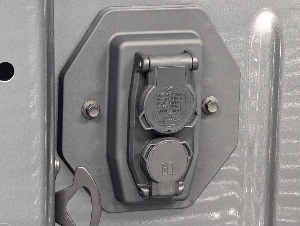 New 2026 Carbonized Gray Metallic Ford F-250® Lariat® image 29