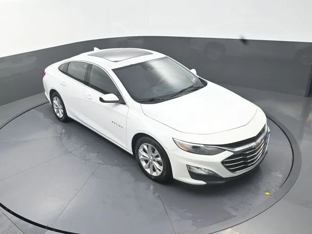 Used 2024 White Chevrolet LT image 23
