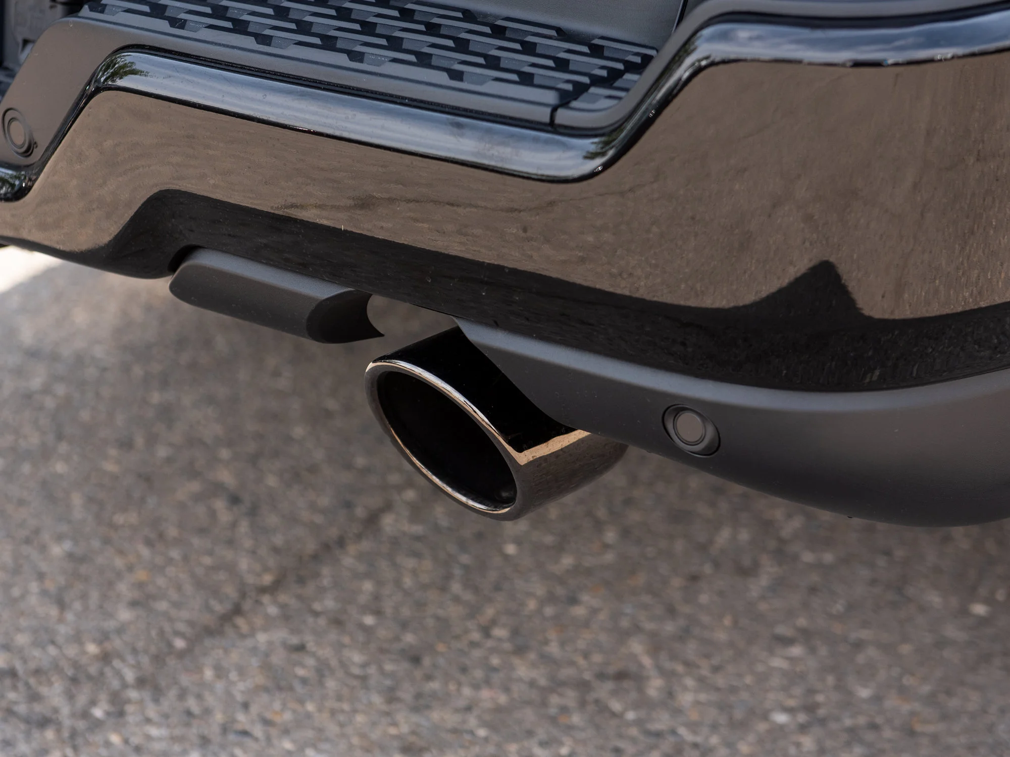 New 2026 Black RAM Sport* image 8