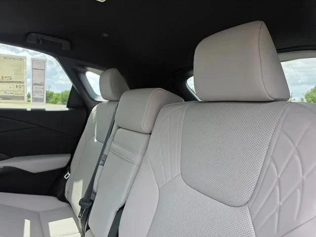 New 2026 Ultra White Lexus F SPORT DESIGN image 23