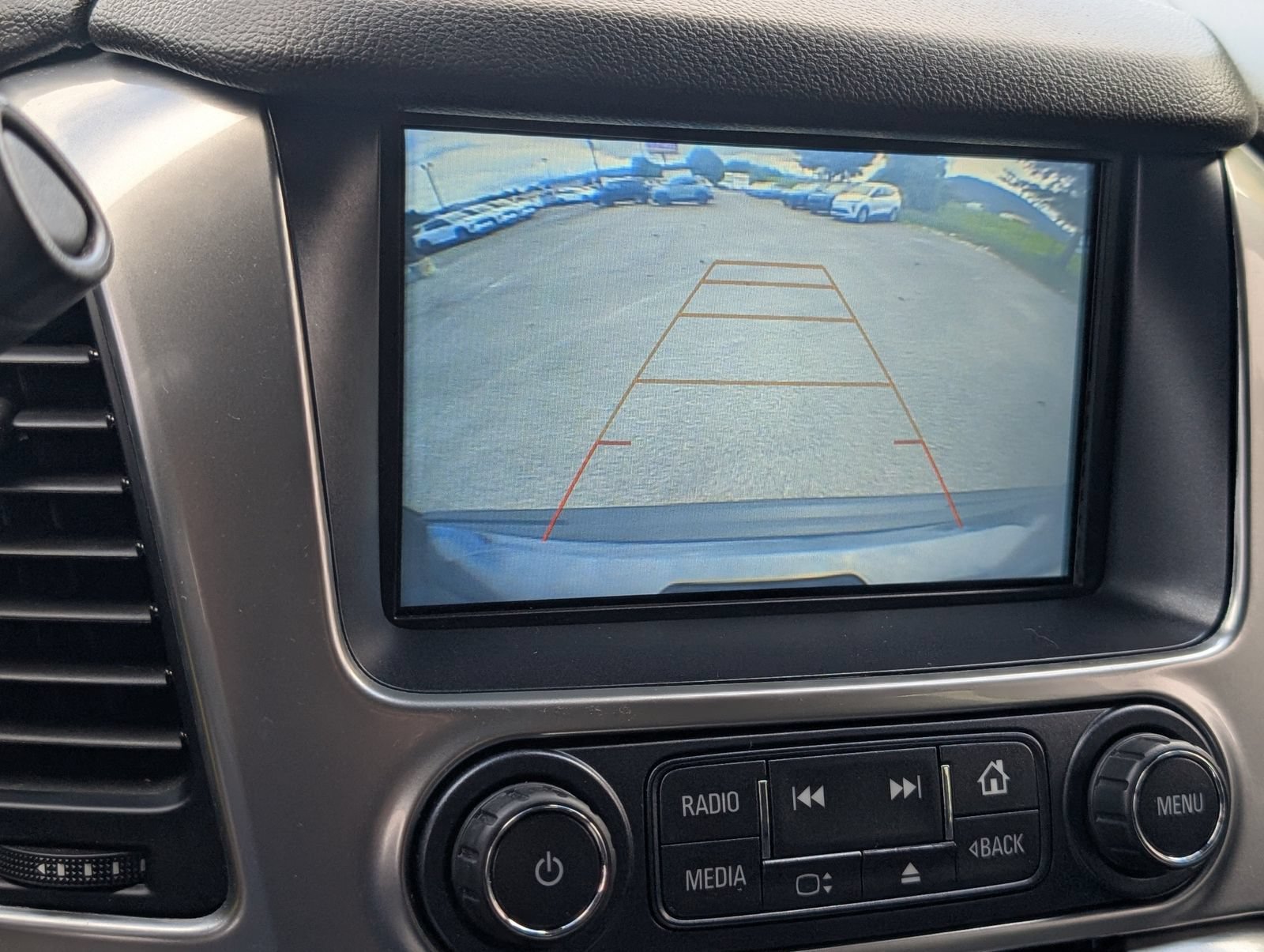 Used 2020 SHADOW GRAY METALLIC Chevrolet LS image 19