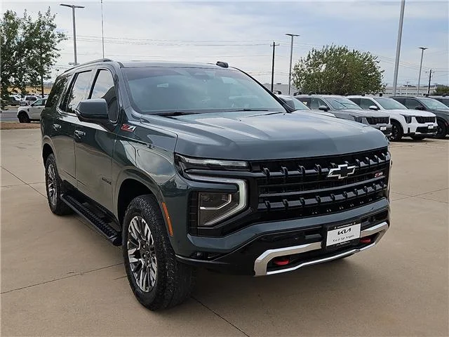 Used 2025 Sterling Gray Metallic Chevrolet Z71 4x4 image 6