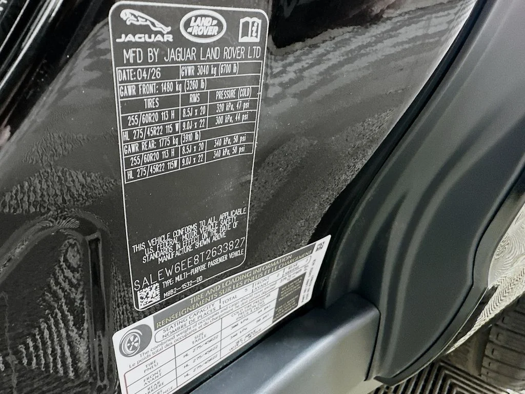 New 2026 Santorini Black Land Rover V8 image 31