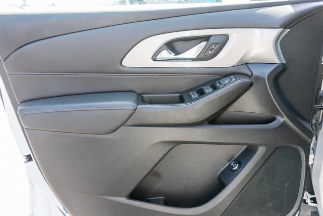 Used 2023 White Chevrolet LT image 19