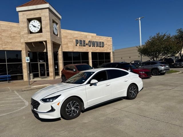 Certified Used 2021 Hyper White Hyundai Blue image 2