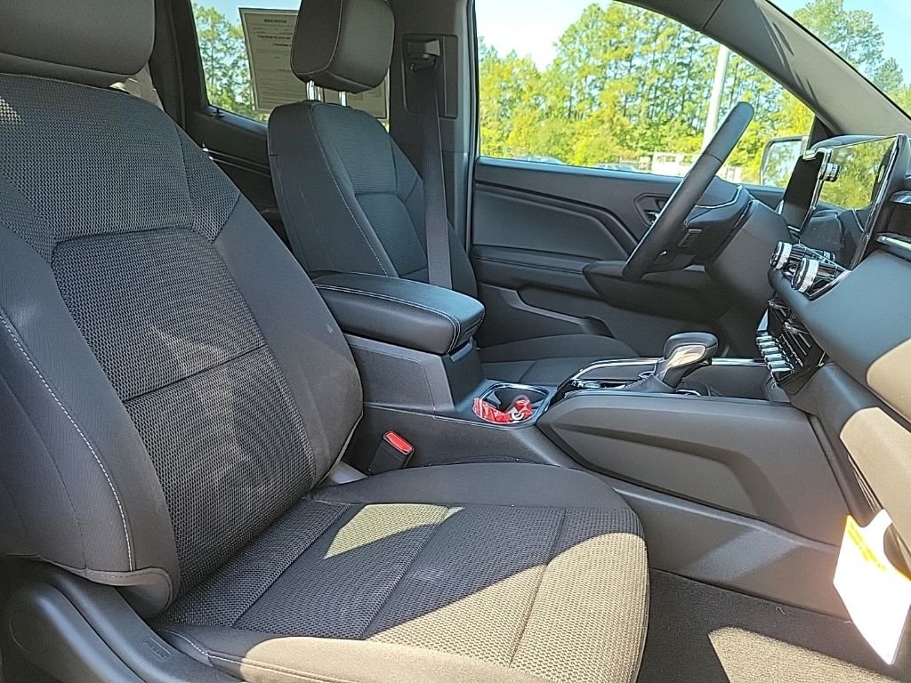 Used 2024 Beige GMC Elevation image 12