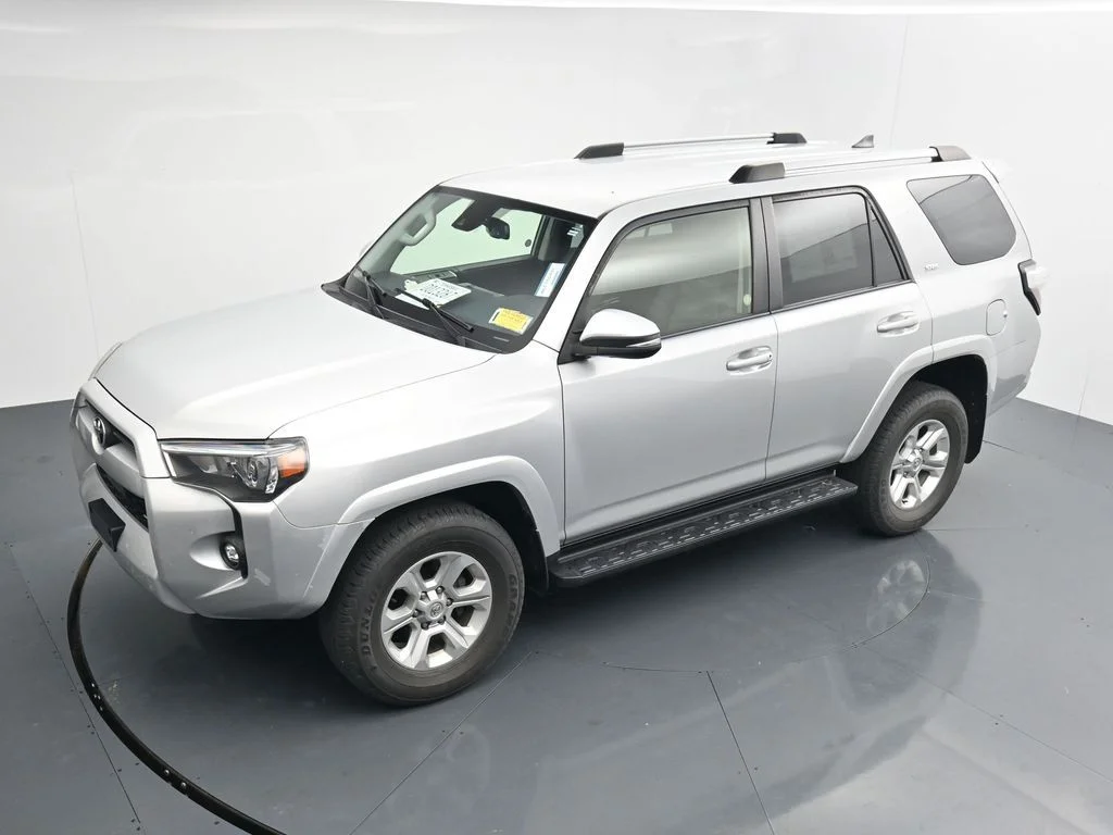 Used 2022 Silver Toyota SR5 Premium image 12