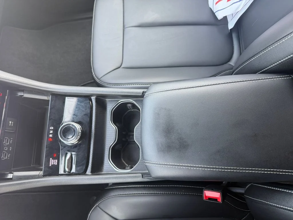 Used 2025 White Jeep Limited image 11