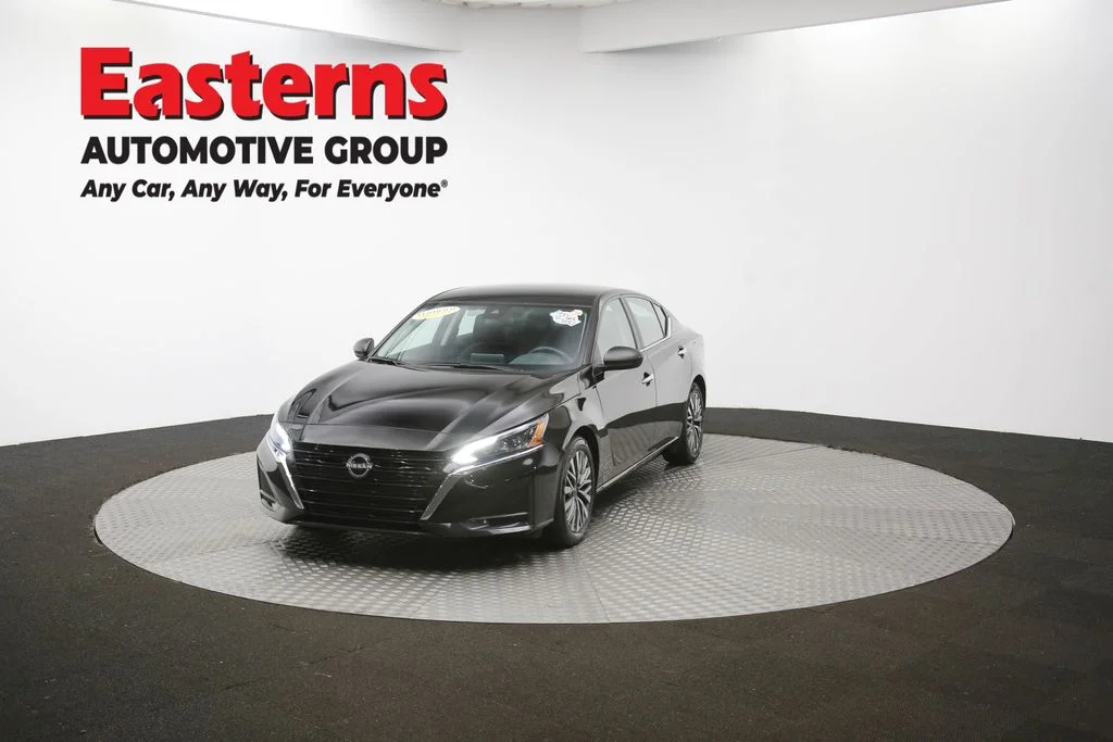 Used 2024 Black Nissan 2.5 SV image 51