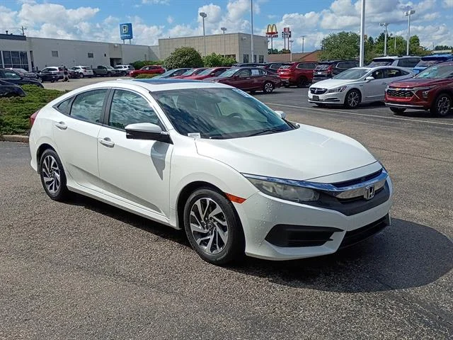 Used 2017 WHITE Honda EX image 1
