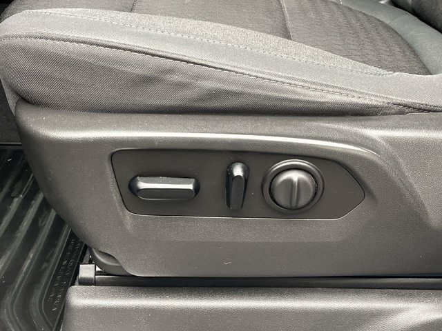 Used 2020 Summit White GMC SLE image 10