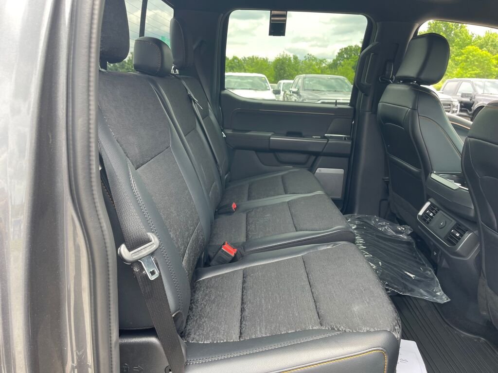 New 2026 Carbonized Gray Metallic Ford Tremor image 23