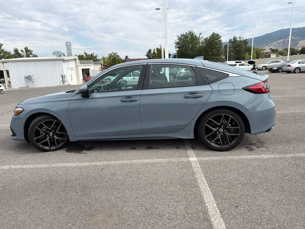 Used 2024 Gray Honda Sport Touring image 29