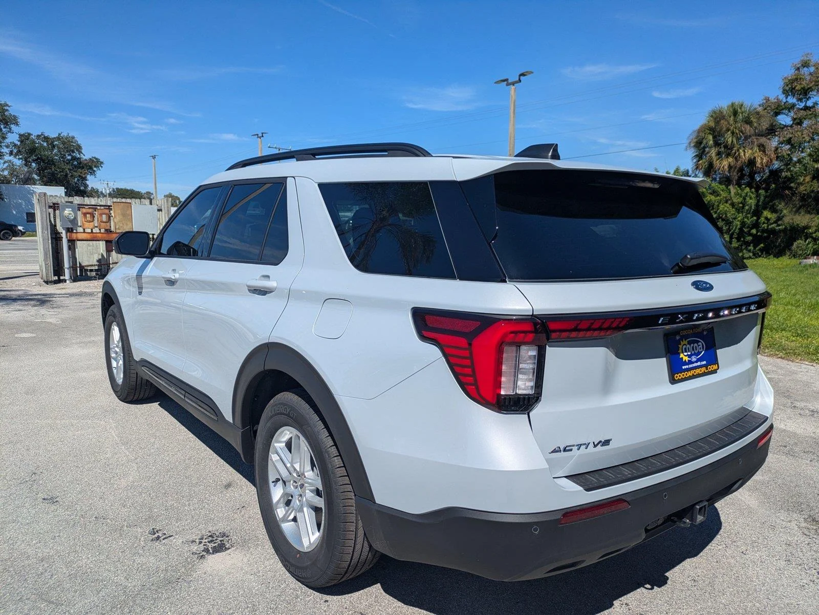 New 2026 Space White Metallic Ford Active image 10