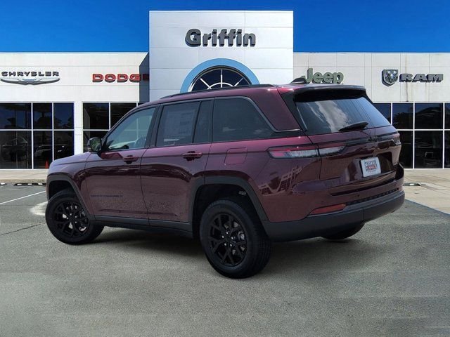 New 2026 Velvet Red Pearl-Coat Exterior Paint Jeep Laredo Altitude image 9