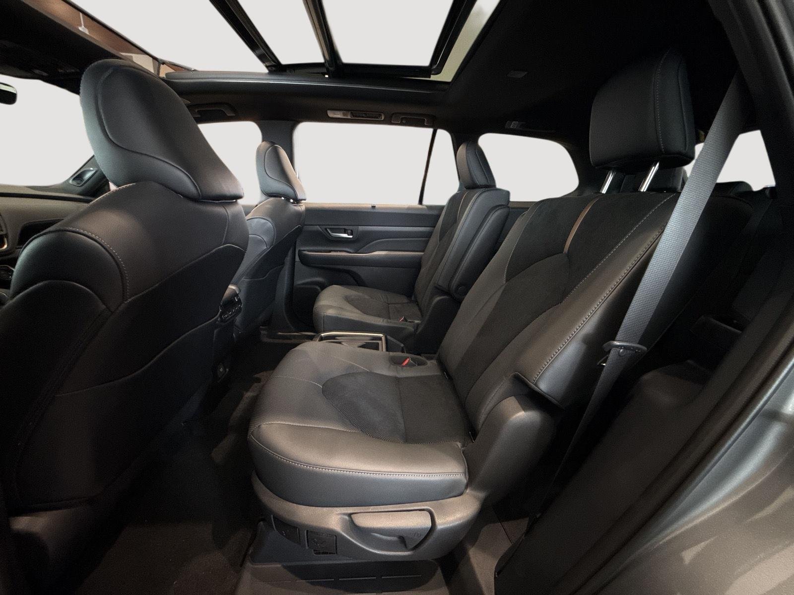 Used 2026 Heavy Metal Toyota MAX Limited image 23