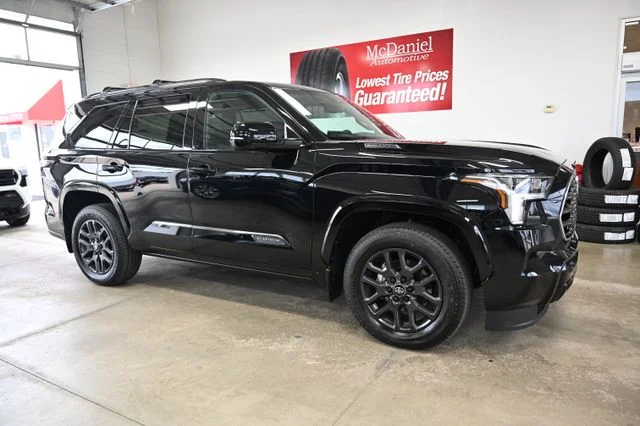 New 2026 Black Toyota Platinum image 4