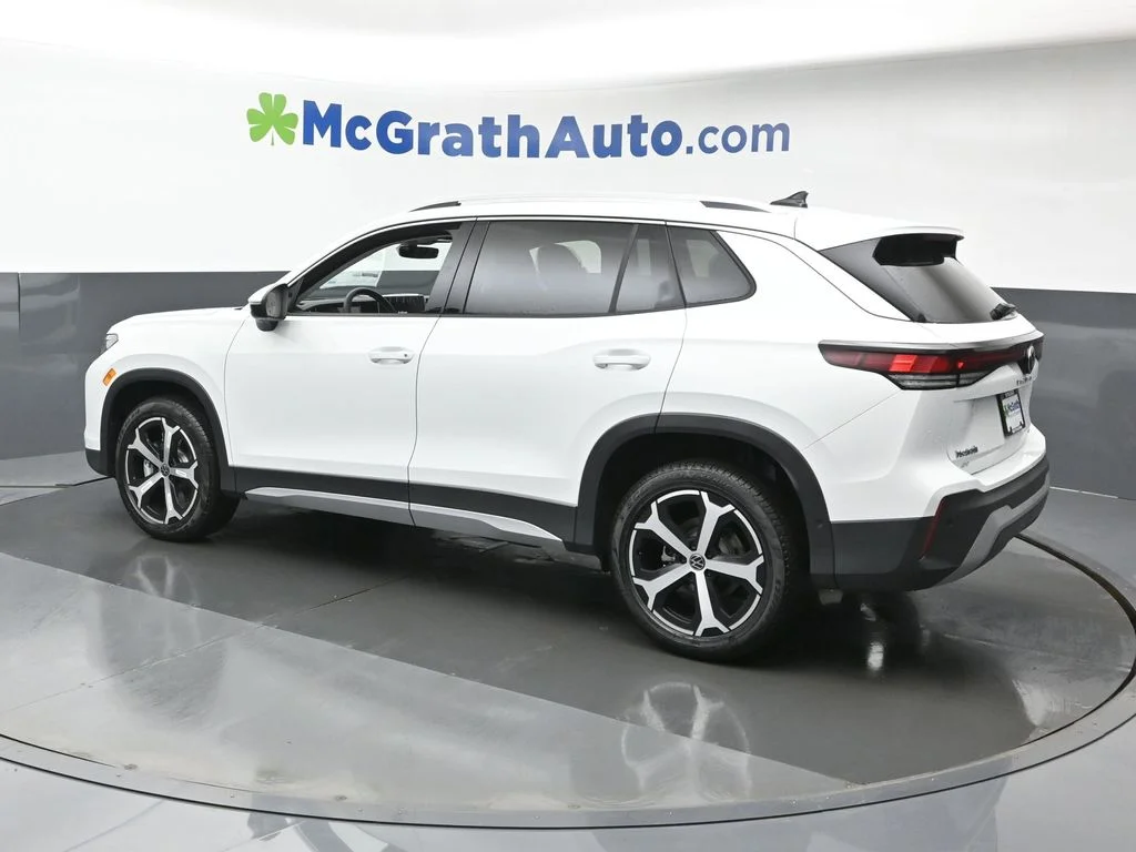 New 2026 White/off-white Volkswagen 2.0T SE image 18