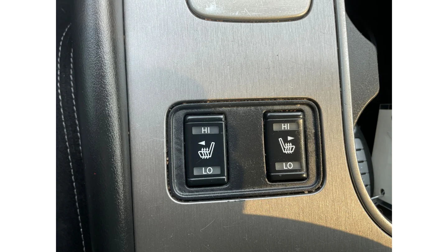 Used 2019 Silver Nissan SV image 24