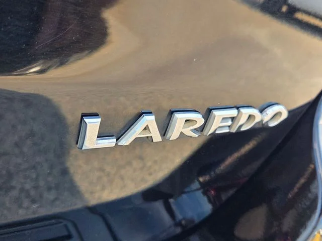 Used 2022 Black Jeep Laredo E image 12