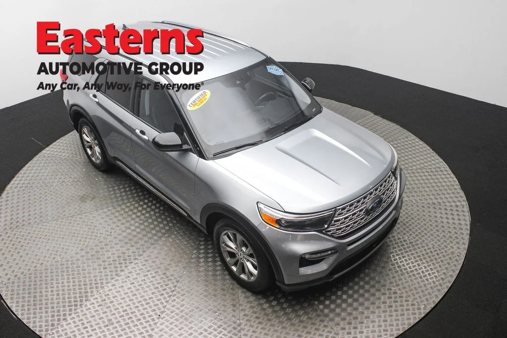 Used 2024 Silver Ford Limited image 3