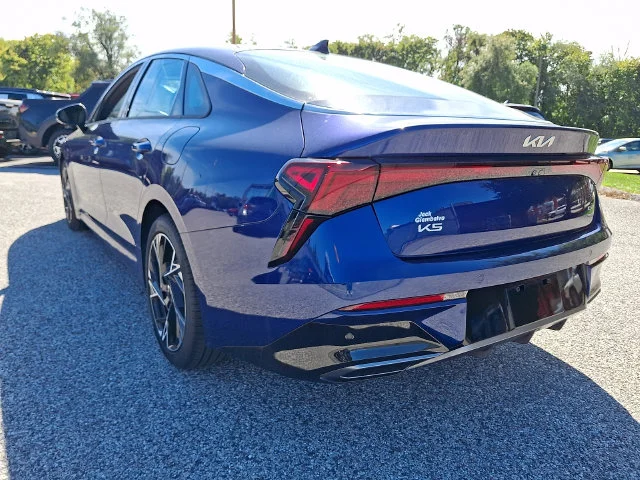 Used 2025 Blue Kia GT-Line image 4