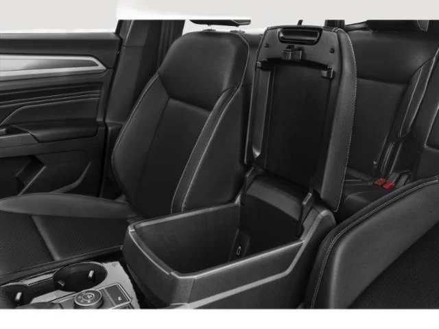 Used 2022 Deep Black Pearl Volkswagen 2.0T SEL R-Line image 29