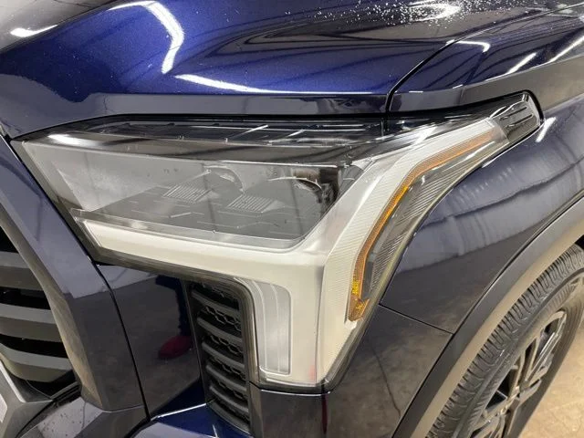 Used 2024  Toyota SR5 image 8