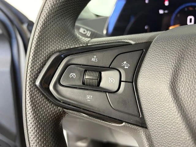 Used 2024 White Chevrolet LT image 28