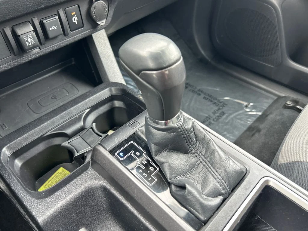 2021 Toyota Tacoma TRD Sport - Photo 16