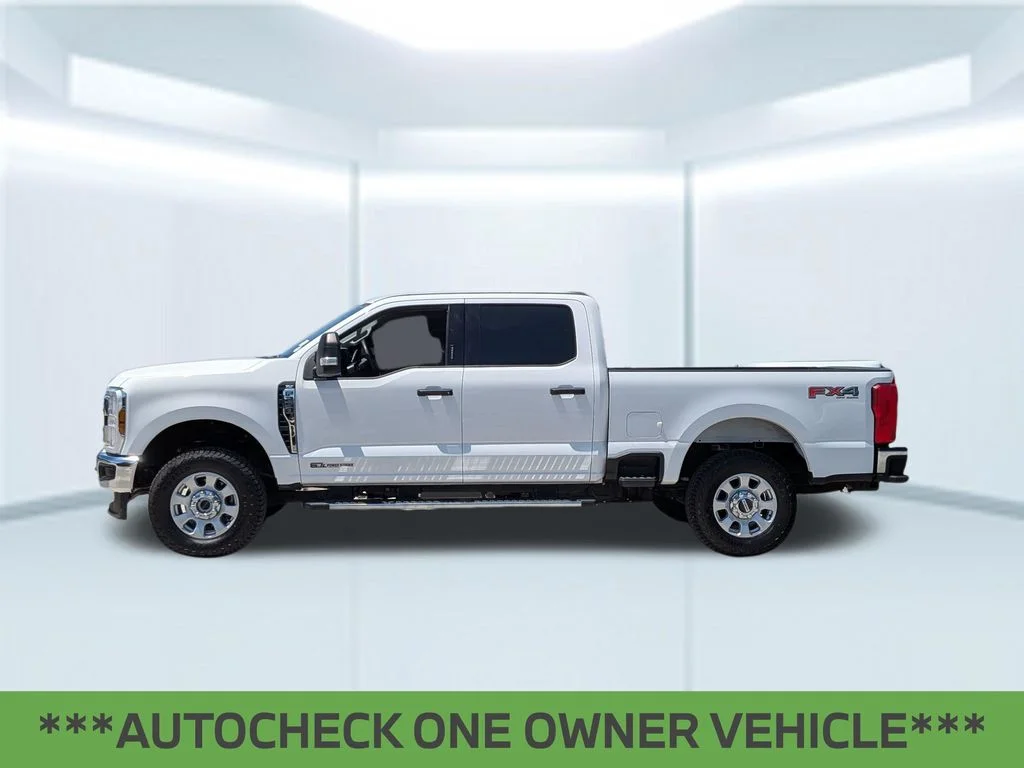 Used 2024 White Ford XLT image 2