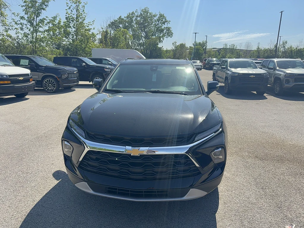 New 2026 Black Chevrolet 3LT image 2