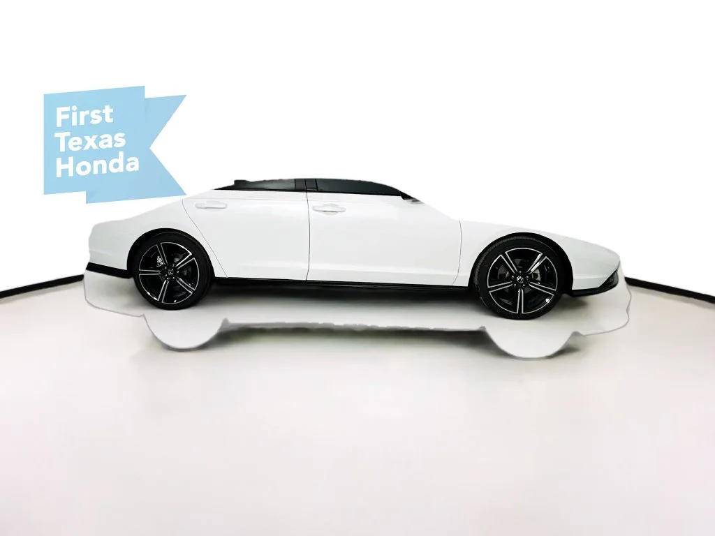 New 2026 Platinum White Pearl Honda SE image 8