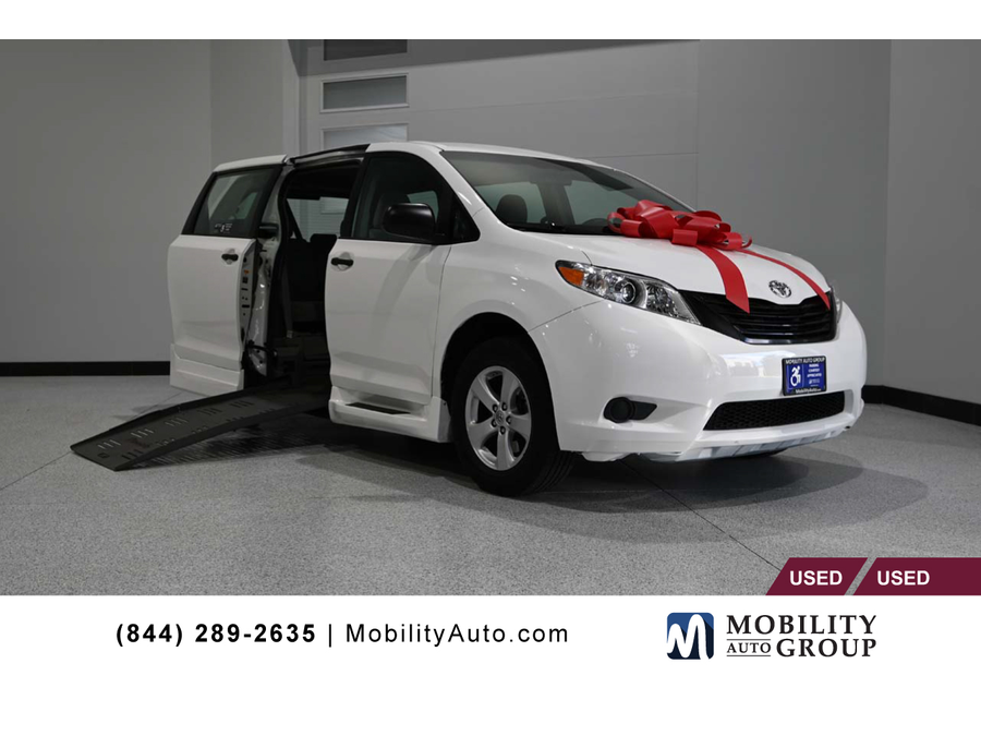 2015 Toyota Sienna L