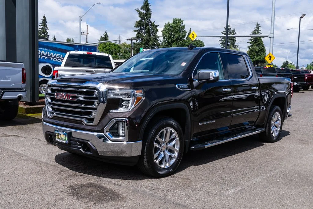 Used 2019 Brown GMC SLT image 3