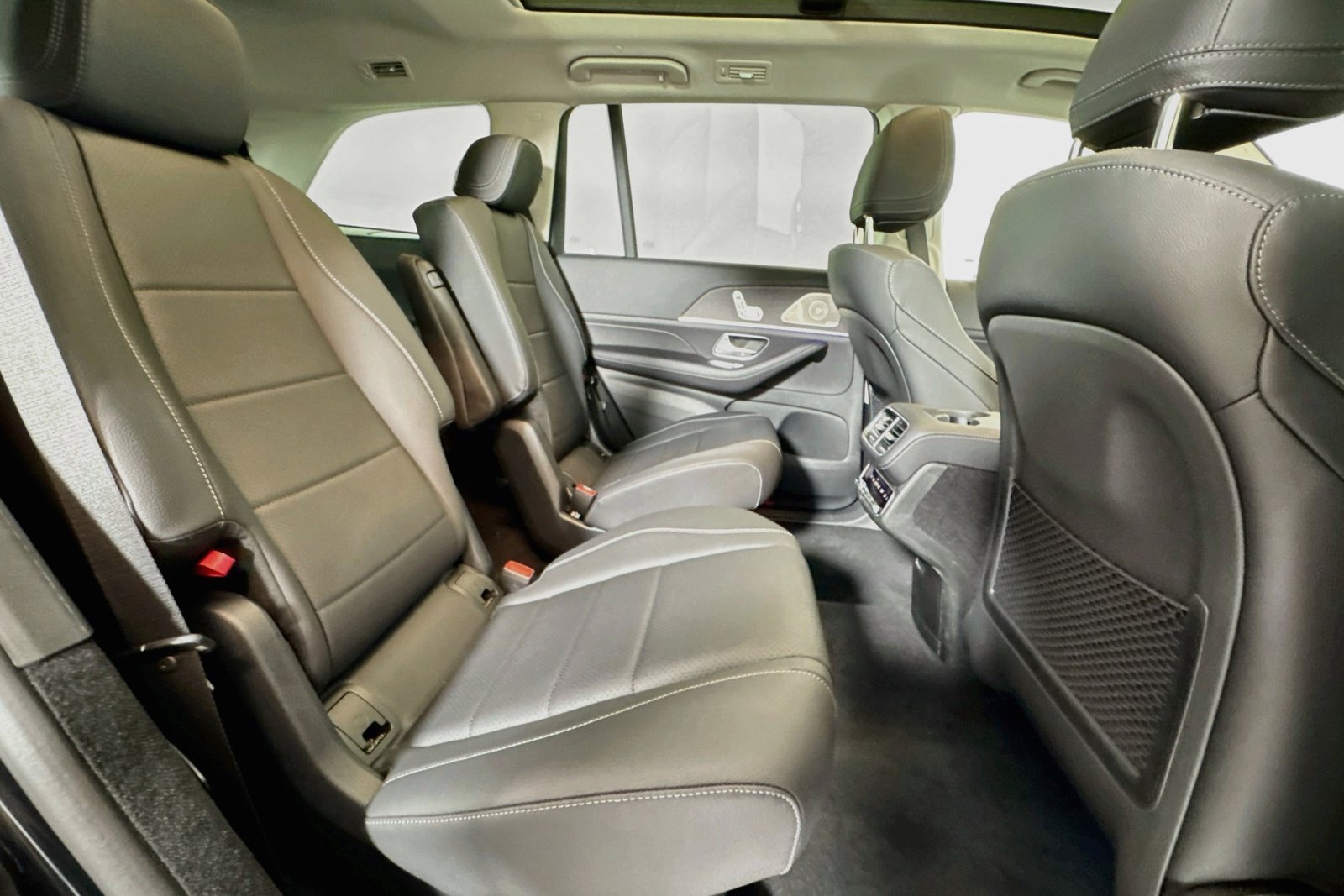 New 2026 Black Mercedes-Benz GLS 450 image 26
