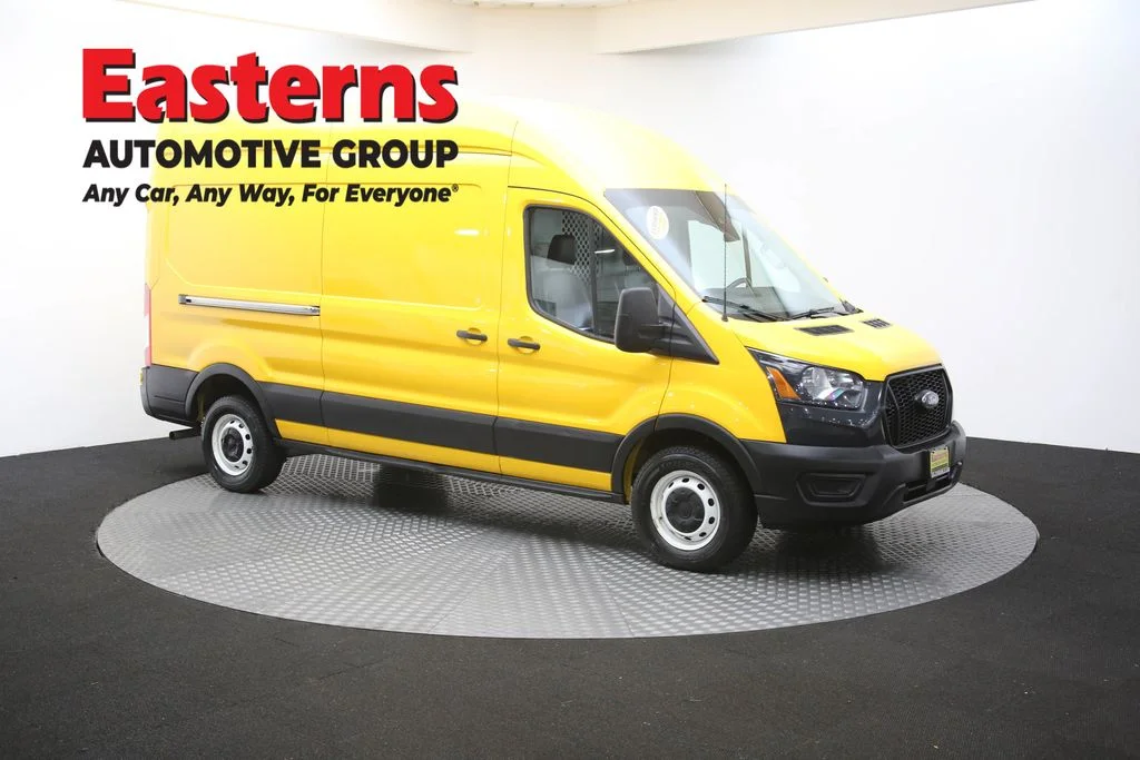Used 2021 Yellow Ford Base image 44