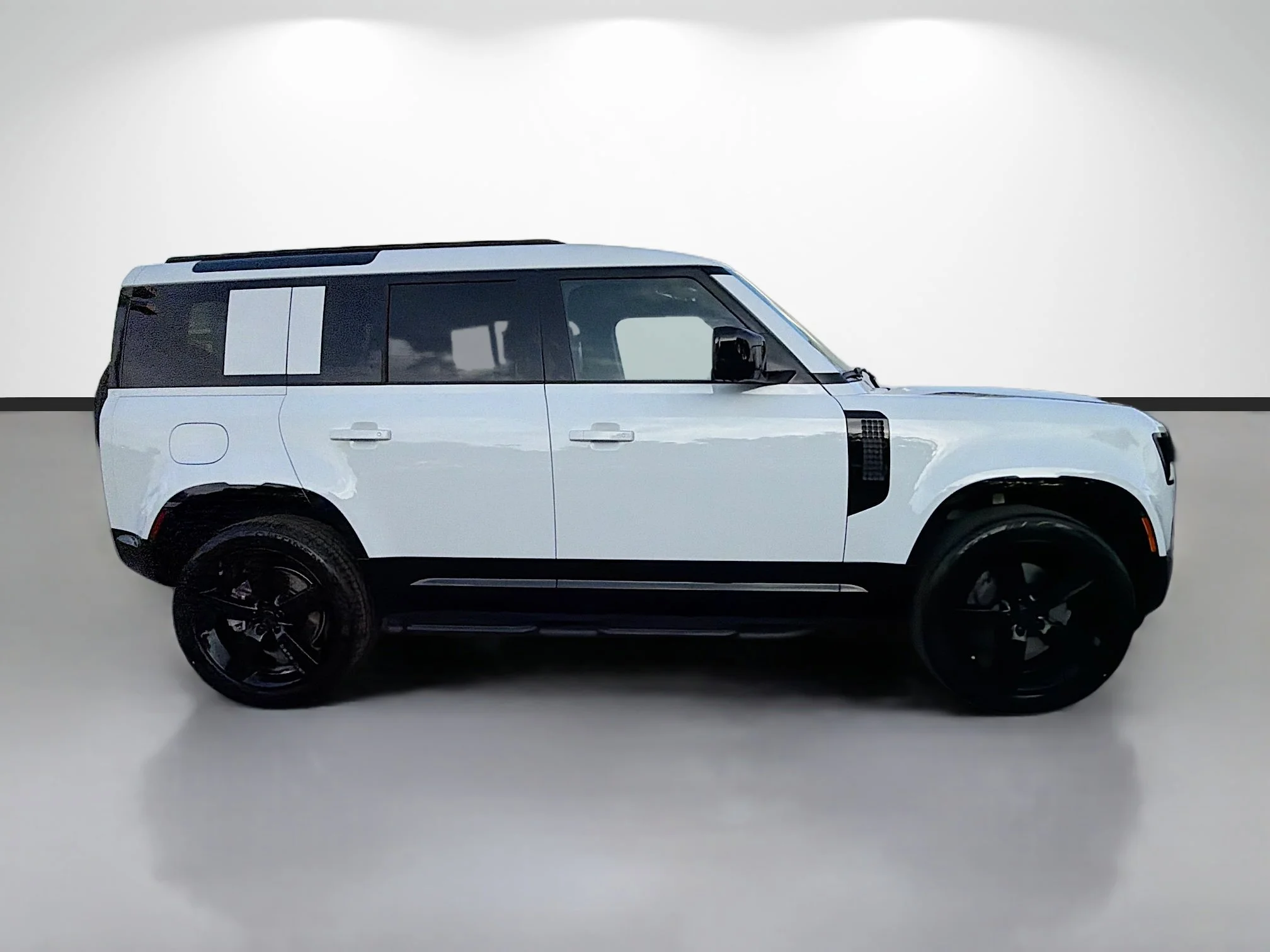 New 2026 Fuji White Land Rover X-Dynamic SE image 6