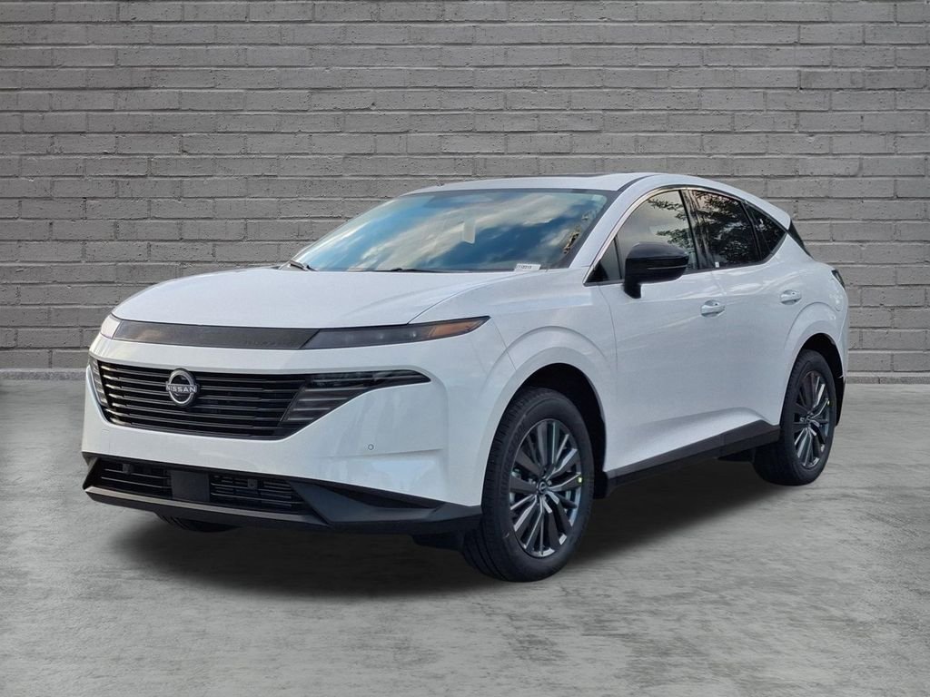 New 2026 White Nissan SL image 3