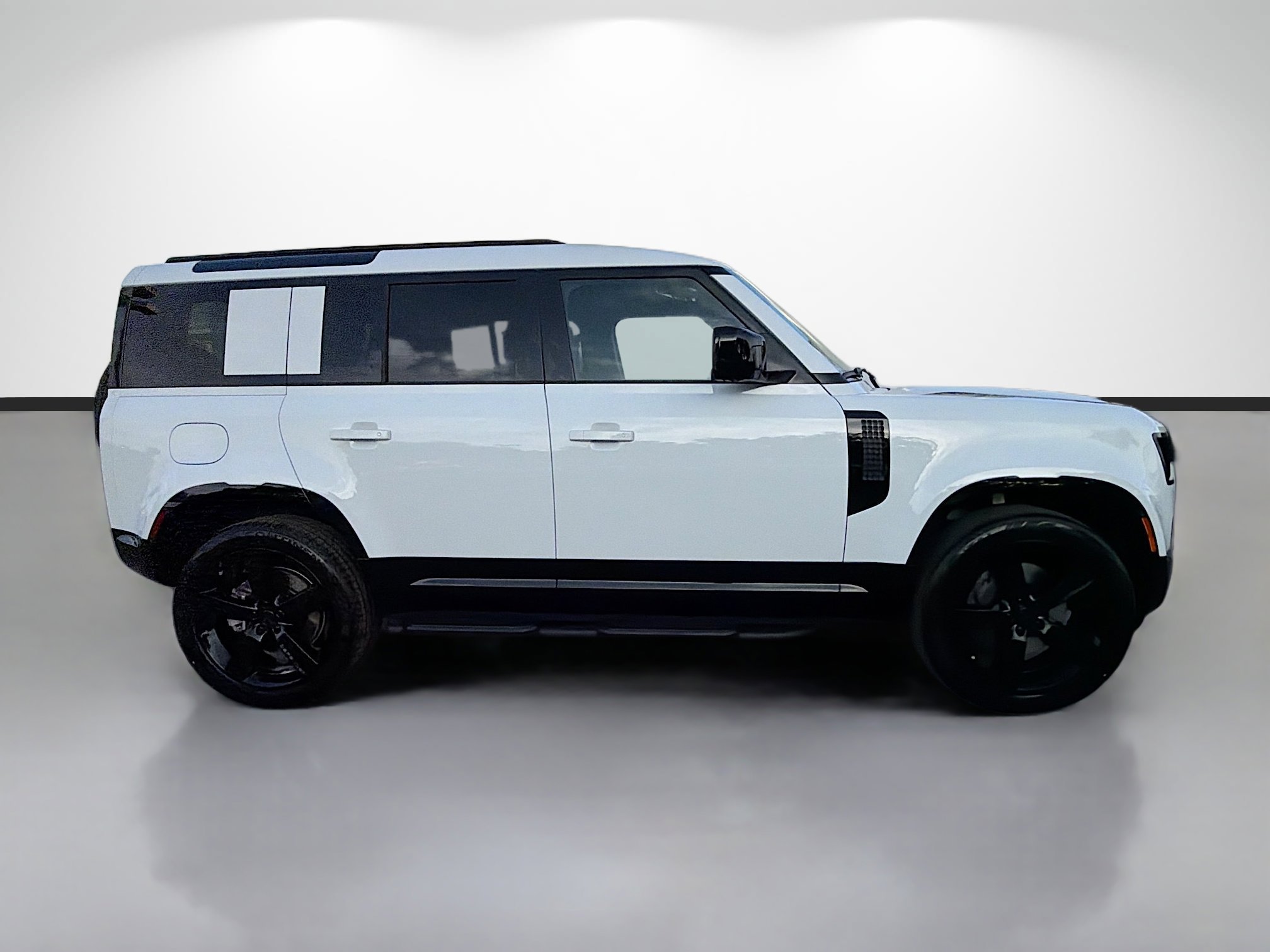 New 2026 Fuji White Land Rover X-Dynamic SE image 6