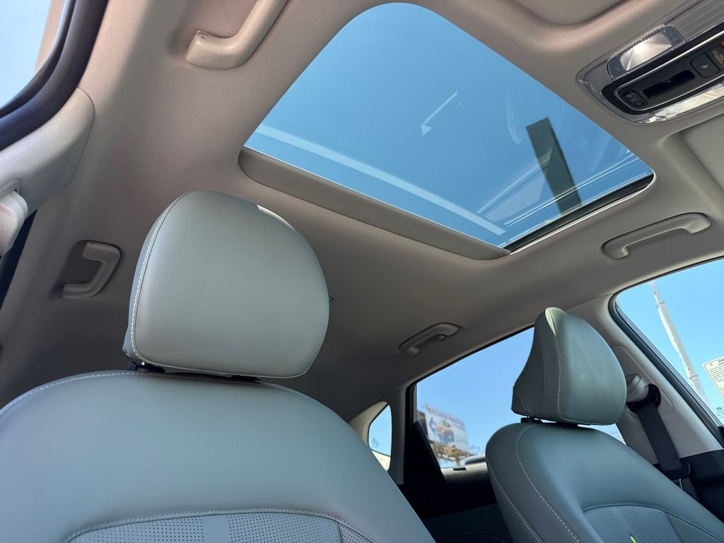 Used 2025 Gray Hyundai Limited image 15