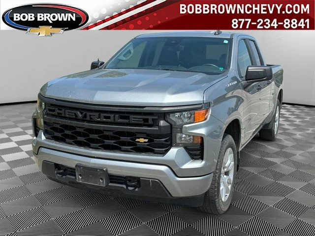 Used 2023 Gray Chevrolet Custom image 1