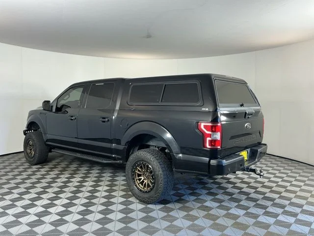 Used 2020 Agate Black Metallic Ford XLT image 6
