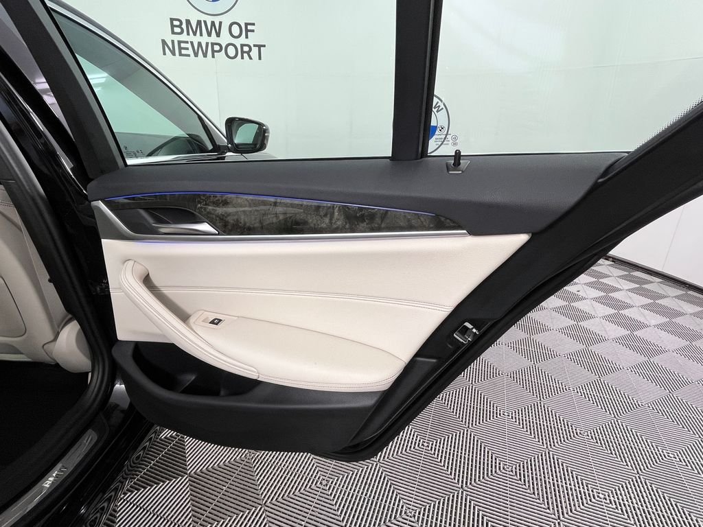 Used 2023 Black BMW 530i xDrive image 25