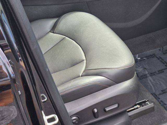 Used 2017 Black Buick Essence image 6